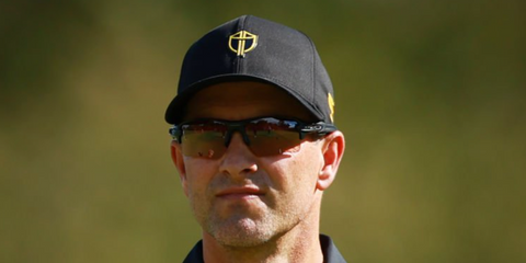 Adam Scott wears Oakley Flak 2.0 XL OO9188 90 Prizm Sunglasses - buy online.