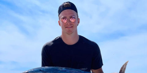 Russian professional ice hockey player Andrei Svenchnikov was seen wearing gold Ray-Ban Round Metal RB 3447 112/Z2 sunglasses with pink mirrored lenses in his Instagram post, June 2020.