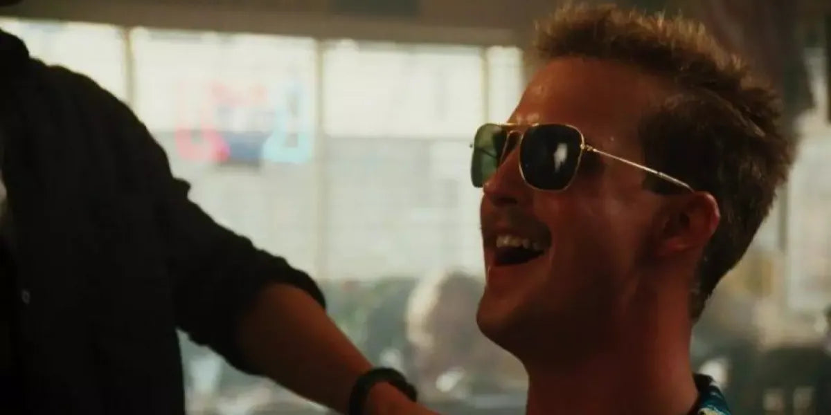 Actor Anthony Edwards was seen wearing Ray-Ban Caravan 3136 001 sunglasses in 1986 movie "Top Gun" as Goose. Shop online now on Pretavoir
