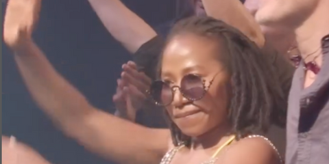 Nigerian-French singer Asa was seen wearing Anna-Karin Karlsson Full Moon White Gold Limited Edition sunglasses onstage as part of ‘Platoon Presents at Kings Place’ in London