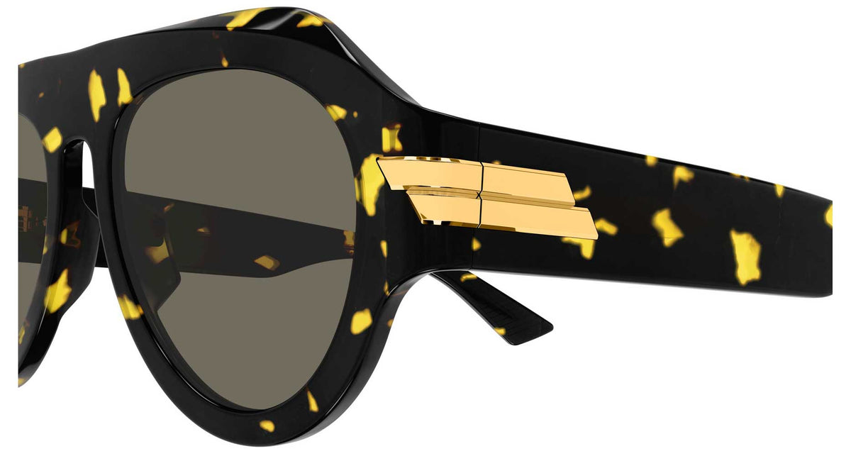 Bottega Veneta BV1488S 002 - As Seen On Claire Foy