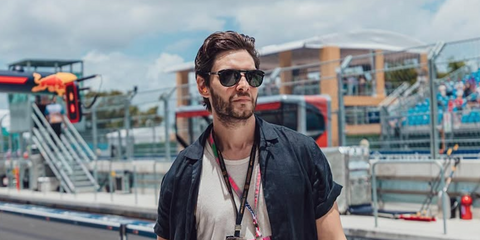 Ben Barnes was seen wearing black Persol 0714 Folding 95/31 sunglasses at the F1 Miami Grand Prix 2023.