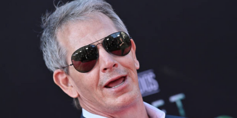 Australian actor Ben Mendelsohn was seen wearing Ray-Ban Aviator RB 3025 L2823 Black/Green sunglasses at the Marvel Studios' New Series "Secret Invasion" Launch Event in Los Angeles, June 2023.