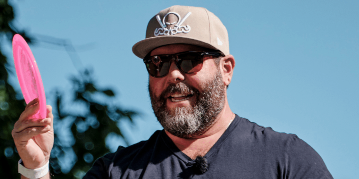 Bert Kreischer was seen wearing tortoiseshell Ray-Ban Boyfriend RB 4147 710/57 Polarised sunglasses