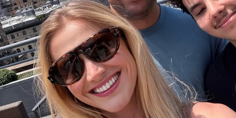 Brazilian model and Ronaldo's wife Celina Locks was seen wearing tortoiseshell Tom Ford Blake-02 TF1102 52F sunglasses in her Instagram post, July 2025. Shop online now on Pretavoir