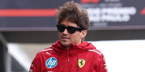 Charles Leclerc was seen wearing black Ray-Ban Wayfarer Puffer RB 4940 601/87 sunglasses at the F1 Grand Prix of Mexico 2025. Shop online now on Pretavoir