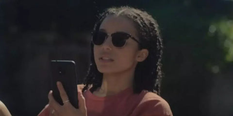 Actress Chase Infiniti was seen wearing the iconic Ray-Ban Clubmaster 3016 W0365 Black sunglasses in "Presumed Innocent" season 1, episode 1 as Jaden Sabich.