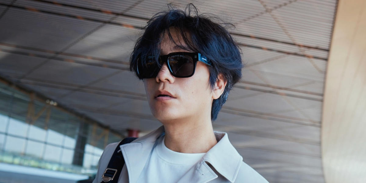 Chinese actor Chen Kun was seen wearing black Burberry Hayden BE4394 3001/87 square sunglasses in a social media post, April 2024.