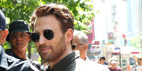 Actor Chris Evans wears Ray-Ban Round Metal RB 3447 9196/48 Polarised sunglasses - buy online.