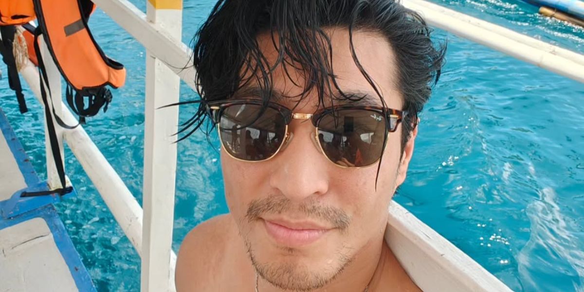 Australian actor Chris Pang was seen wearing tortoiseshell Ray-Ban Clubmaster Classic 3016 W0366 sunglasses in his Instagram post, July 2023.