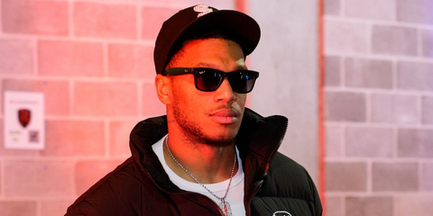 American football player DJ Moore of Chicago Bears was seen wearing matte black Ray-Ban Meta Wayfarer Gen 2 RW4012 601S/T3 Polarised Smart Glasses prior to an NFL football game against the Green Bay Packers in Chicago, December 2025.