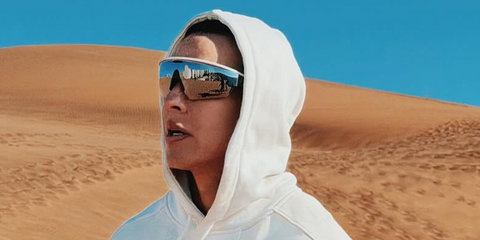 Daddy Yankee was seen wearing white Oakley Meta Vanguard OW8001 06 Prizm Smart Glasses in his Instagram post, November 2025.