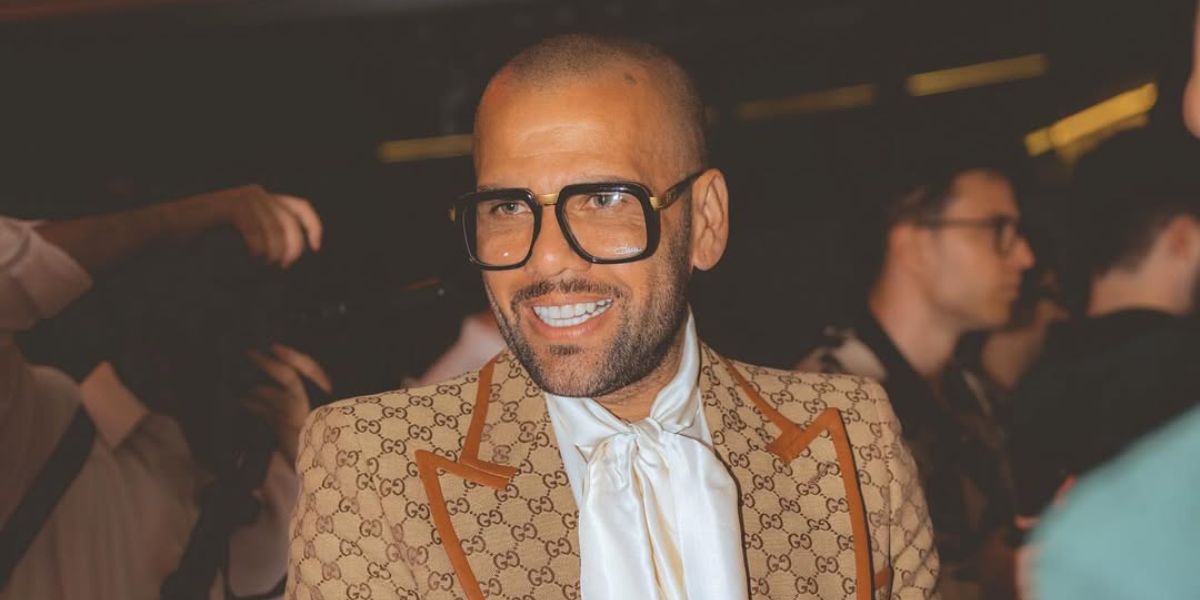 Brazilian footballer Dani Alves was seen wearing black and gold Cazal Legends 616 001 optical glasses in his Instagram post, June 2025. Shop online now on Pretavoir