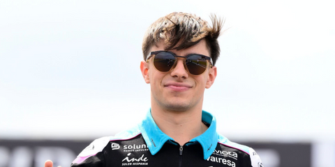 Colombian Moto2 racer David Alonso was seen wearing brown Oakley HSTN OO9242 07 Prizm sunglasses at the MotoGP of Australia 2025.