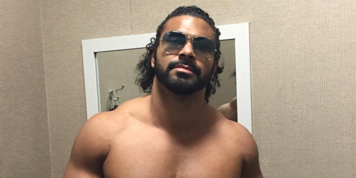 Former professional boxer David Haye was seen wearing silver Ray-Ban Aviator 3025 003/3F sunglasses with blue gradient lenses in 62mm