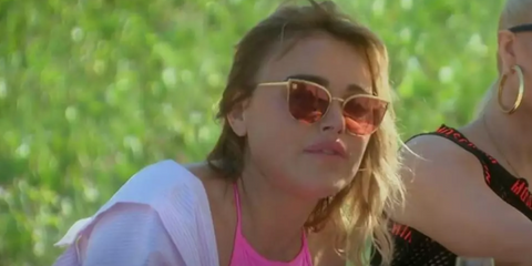 Entrepreneur and television personality Diana Jenkins was seen wearing Cartier CT0198S 004 cat eye sunglasses with red lenses in The Real Housewives of Beverly Hills, season 12 episode 6. Shop online now on Pretavoir