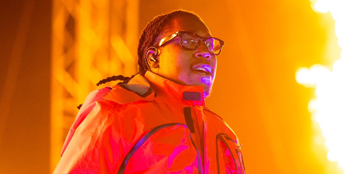 Rapper Don Toliver was seen wearing black Ray-Ban Meta Wayfarer Gen 2 RW4012 601S/SB Smart Glasses onstage at Rolling Loud India 2025