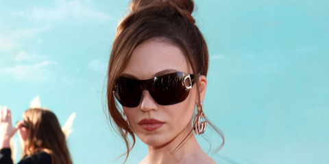 Turkish actress Duygu Ozaslan was seen wearing Gucci GG2174S 001 shield sunglasses at the premiere of Euphoria season 3 in Los Angeles, April 2026.