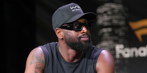Dwyane Wade was seen wearing black and white Prada PR 06YS 09Q5S0 sunglasses onstage at Fanatics Fest NYC 2025 in New York City. Shop online now on Pretavoir