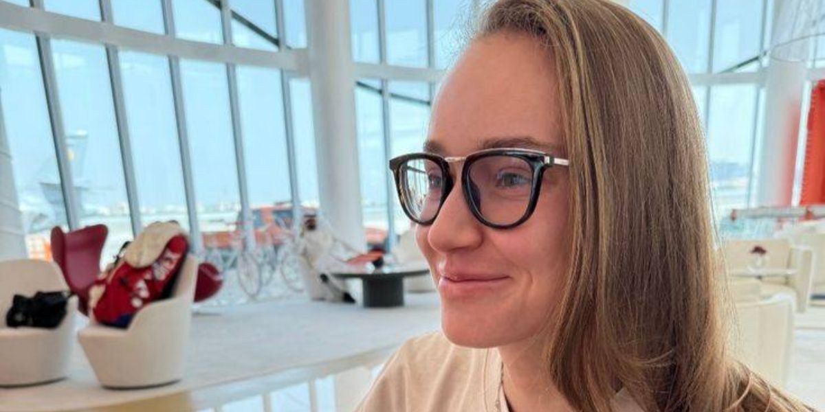 Kazakhstani tennis player Elena Rybakina was seen wearing black and silver Saint Laurent SL 753 Opt 001 optical glasses in a social media post, July 2025. Shop online now on Pretavoir