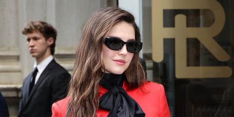 Ella Hunt was seen wearing black Ralph Lauren RL8231U 5001/87 sunglasses at the Ralph Lauren Spring/Summer 2027 fashion show in New York City, September 2026.