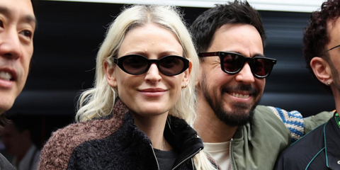 Lead singer of Linking Park Emily Armstrong was seen wearing black Saint Laurent Sun SL 567 001 sunglasses at the F1 Grand Prix of Brazil 2025. Shop online now on Pretavoir