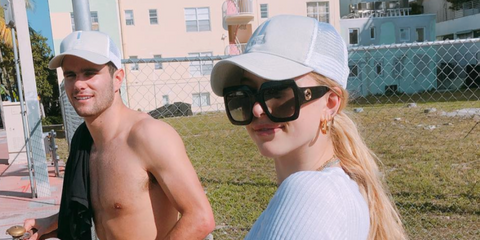 Eve Jobs, model daughter of Steve Jobs, was seen wearing black Gucci GG0053SN 001 butterfly-shaped oversized sunglasses in a social media post. Shop online now on Pretavoir