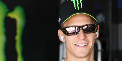 French motorcycle racer Fabio Quartararo was seen wearing brown Oakley Permian OO9520 03 Prizm sunglasses at the MotoGP of San Marino, Italy, 025. Shop online now on Pretavoir