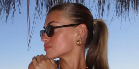 Content creator Freya Tidy was seen wearing DMY Studios Bibi DMYSUN12TBR Brown. Shop online now on Pretavoir