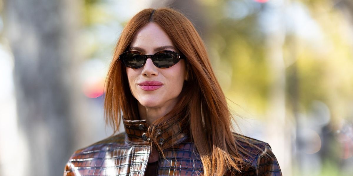 Brazilian actress and model Giovanna Ewbank was seen wearing tortoiseshell Saint Laurent SL 567 002 sunglasses during Paris Fashion Week season Spring/Summer 2026.