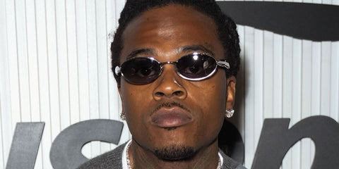 Rapper and singer Gunna was seen wearing silver Bottega Veneta Sardine BV1386S 003 sunglasses on the Day 10 of US Open 2025. Shop online now on Pretavoir