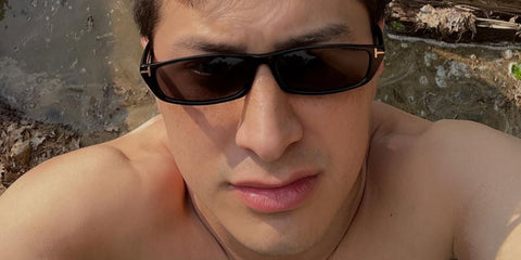 Actor Hudson Williams was seen wearing black Tom Ford Alejandro TF1058 01A slim sunglasses in his Instagram post, September 2025.