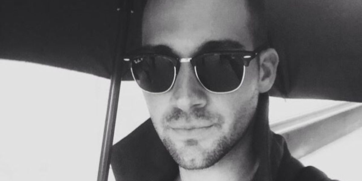 Singer and actor James Maslow of the Big Time Rush was seen wearing the iconic black Ray-Ban Clubmaster RB 3016 901/58 Polarised sunglasses in a social media post.