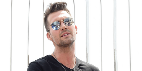 Singer and actor James Maslow of the Big Time Rush was seen wearing silver Ray-Ban Round Metal 3447 019/30 sunglasses while visiting the Empire States Building in New York City.