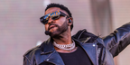 Jason Derulo was seen wearing black Burberry Micah BE4397U 3001/87 square sunglasses in his UK and Ireland tour