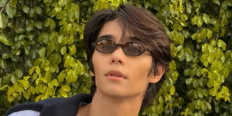 Thai singer Jeff Satur was seen wearing brown tortoise Ray-Ban RB 4472 1359/2 oval sunglasses in his Instagram post, July 2026.