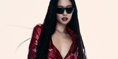 Jennie BLACKPINK was seen wearing silver Ray-Ban RB 3781 003/80 Alix sunglasses with dark blue lenses in the Ray-Ban campaign, April 2026.