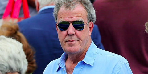 Broadcaster Jeremy Clarkson was seen wearing Ray-Ban Aviator RB 3025 L2823 Black/Green sunglasses