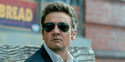 Jeremy Renner was seen wearing black Ray-Ban Aviator Large Metal RB 3025 002/48 sunglasses with grey Polarised lenses in Mayor of Kingtown series