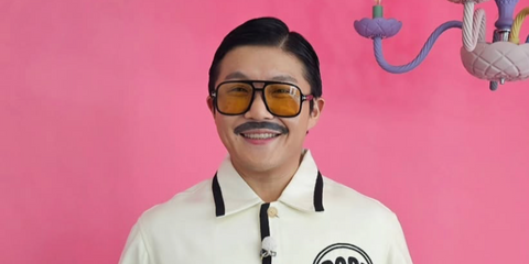 South Korean comedian Jo Se-ho (Cho Sae-ho) was seen wearing black Tom Ford Falconer-02 TF884 01E aviator sunglasses with yellow lenses in his Instagram post, October 2025.