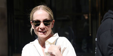 Downtown Abbey actress Joanne Froggatt was seen wearing the iconic tortoiseshell Ray-Ban Clubmaster Classic 3016 W0366 half-rim sunglasses in London. Shop online now on Pretavoir