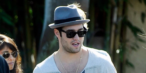 Actor Josh Bowman was seen wearing the iconic Ray-Ban Wayfarer 2140 901 Black sunglasses in Los Angeles, October 2012.