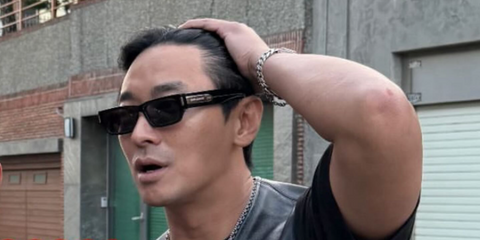 South Korean actor Ju Ji-hoon was seen ewaring black Saint Laurent Sun SL 660 001 sunglasses in May 2025. Shop online now on Pretavoir