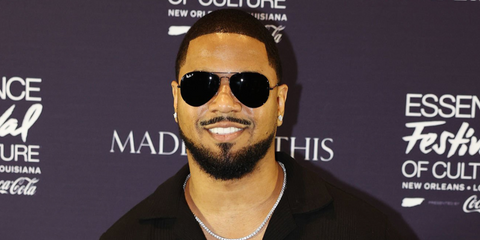 Actor and former American football player Julian Horton was seen wearing gold Ray-Ban Aviator RB 3025 9196/48 sunglasses with black Polarised lenses at at The Tyler Perry Universe in New Orleans, July 2025.