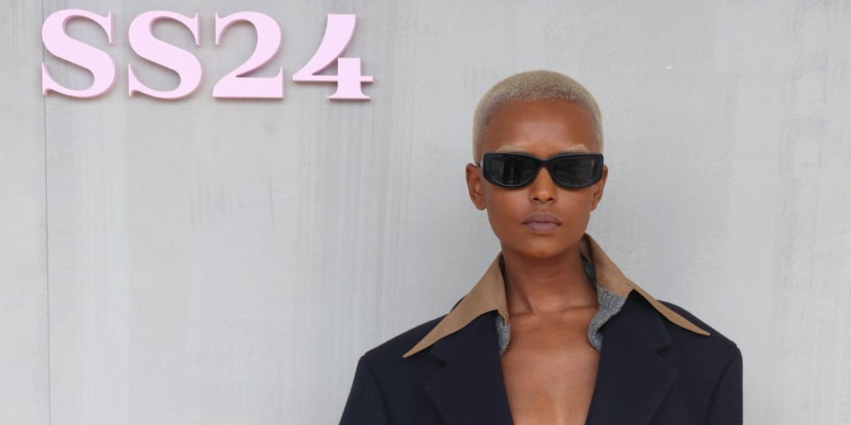 Singer-songwriter Kelela was seen wearing black Prada PR 14YS 1AB5S0 sunglasses at the Prada Spring/Summer 2024 fashion show during Milan Fashion Week. Shop online now on Pretavoir