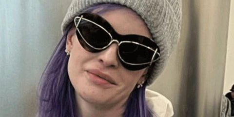 Kelly Osbourne was seen wearing tortoiseshell Loewe Double Frame LW40119I 52E sunglasses. Shop online now on Pretavoir