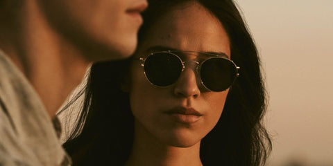 Kelsey Asbillle was seen wearing Oliver Peoples Coleridge sunglasses and Oliver Peoples Coleridge OV1186C 5035/71 Clip-On Only in the Oliver Peoples campaign alongside Hero Fiennes