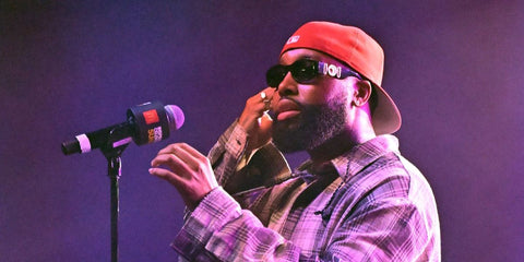 Singer-songwriter Kenyon Dixon was seen wearing black Versace 4361 GB1/87 Medusa Biggie Sunglasses onstage during 2025 Inspiration Celebration Sunday in Atlanta, Georgia, September 2025. Shop online now on Pretavoir