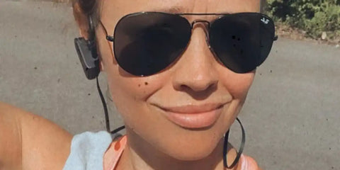 Singer and actress Kimberley Walsh was seen wearing Ray-Ban Aviator RB 3025 L2823 Black/Green sunglasses in her Instagram post