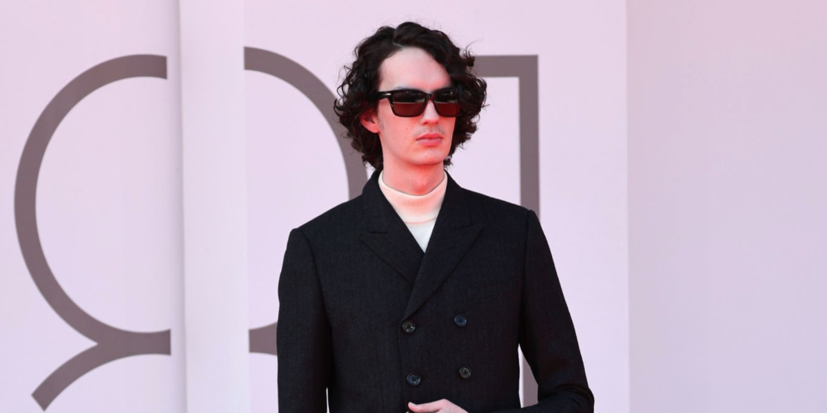 Kodi Smit-McPhee was seen wearing black Persol 3048S 95/31 sunglasses at the 2024 Venice Film Festival